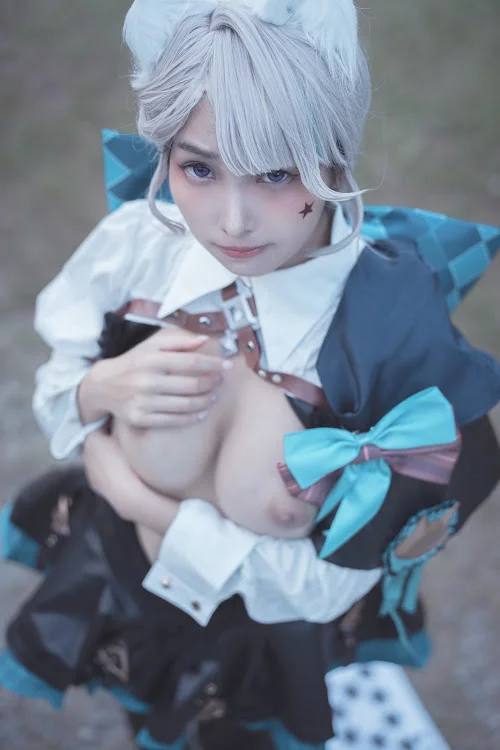 Coser@慕慕Momo – 原神 Genshin 琳妮特的色情魔術 室外