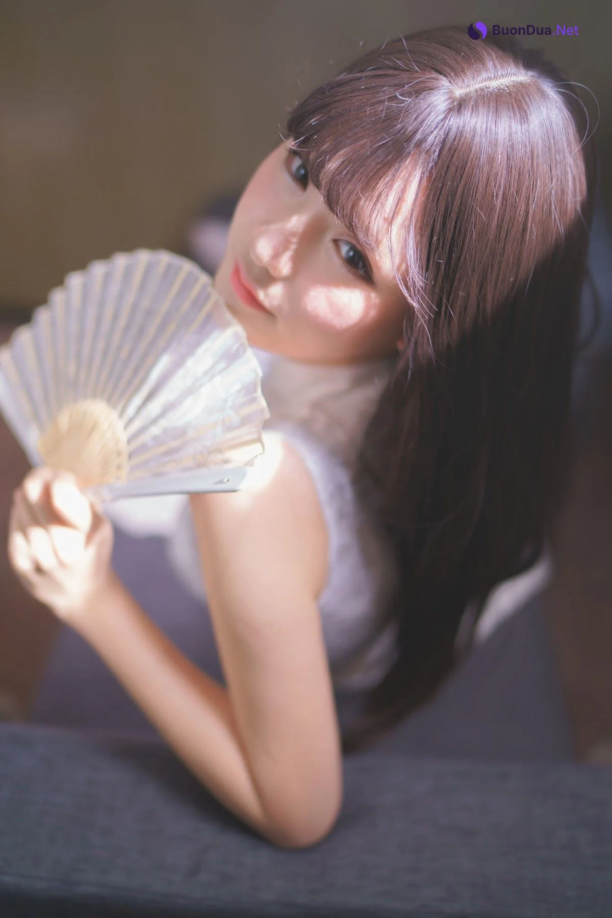 Coser@前羽_rr – 白丝旗袍 - 照片 5