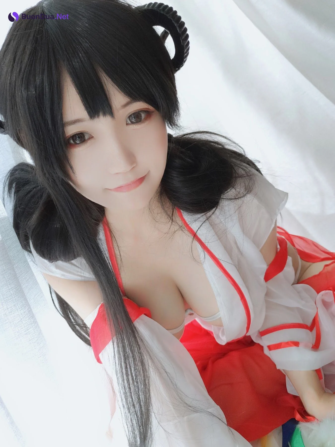 Coser@小仓千代w No.008 有点不对劲的巫女 - Photo 3