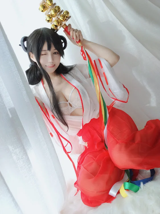 Coser@小仓千代w No.008 有点不对劲的巫女