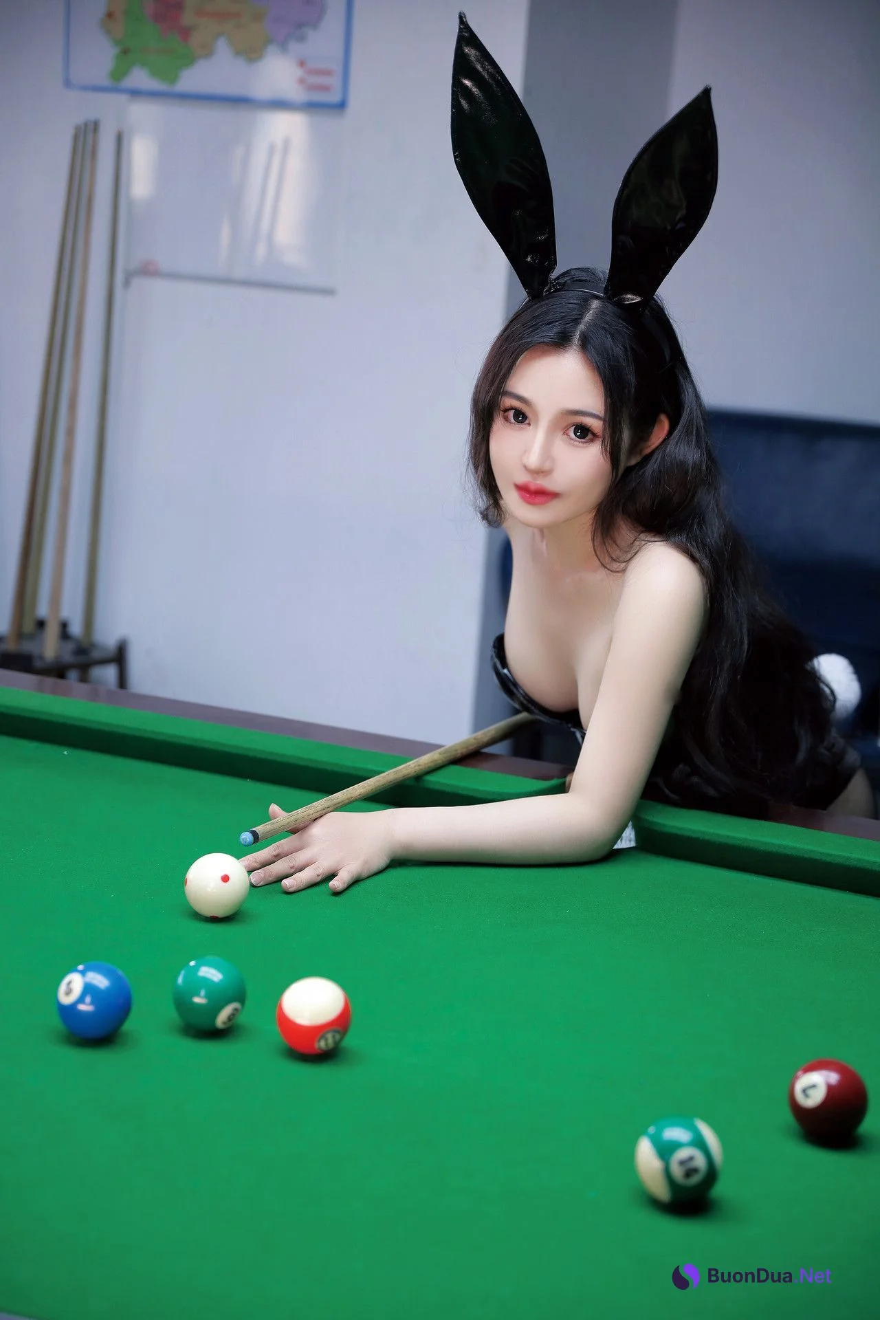 Cosplay 桃暖酱 台球女郎 - Photo 5