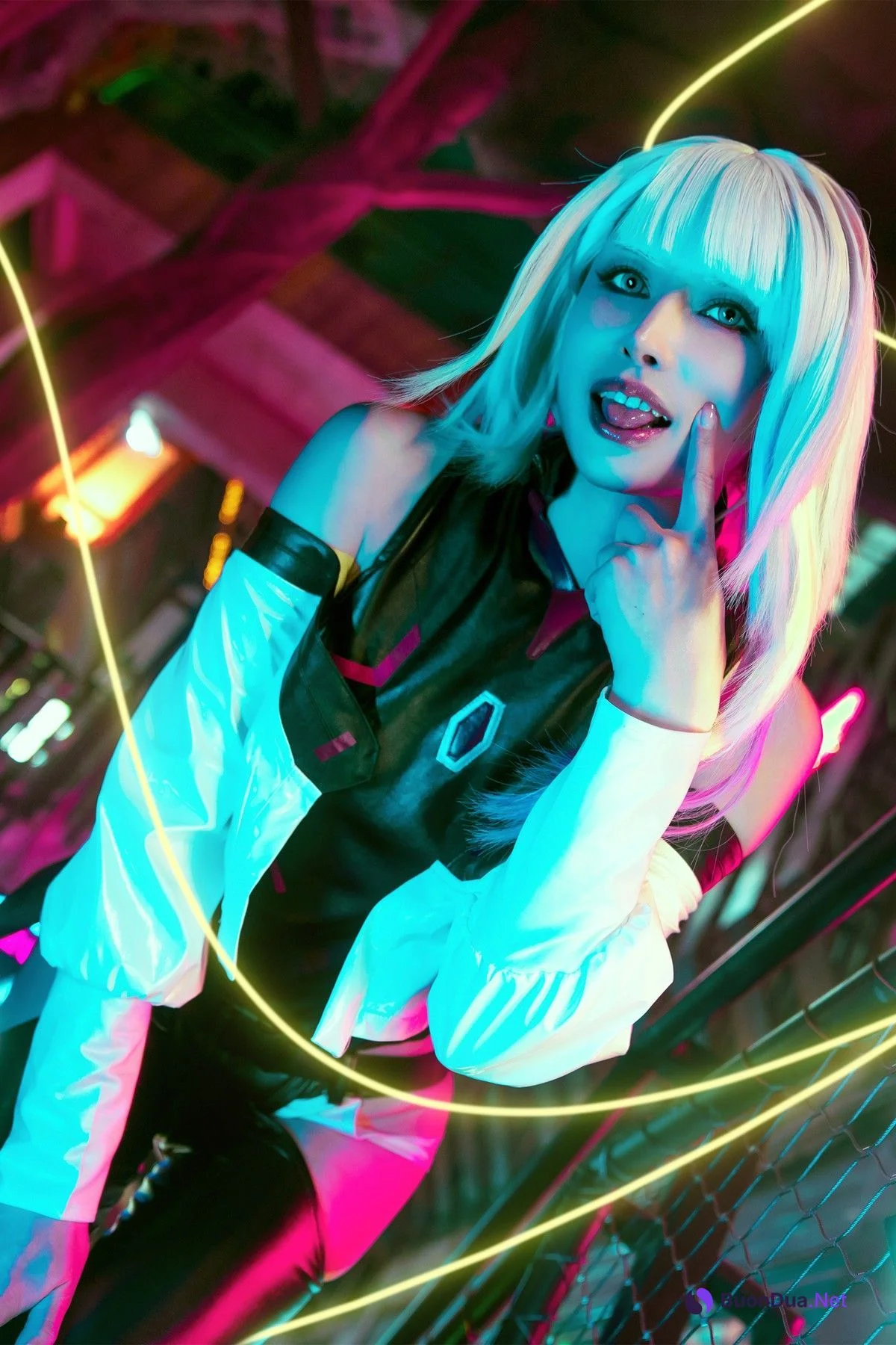 Cosplay 鹿八岁 赛博朋克：边缘行者 露西 - Photo 5