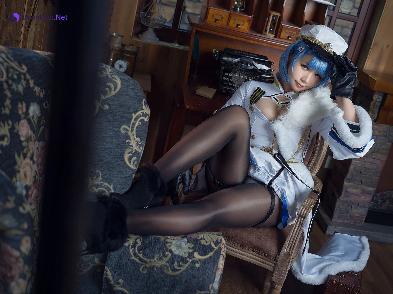 Cosplay 麻花麻花酱 恰巴耶夫 - Photo 14