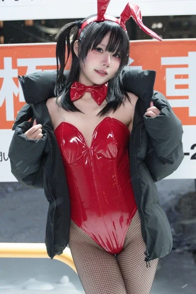 Cosplay 清水凪 – 24h红兔停车场