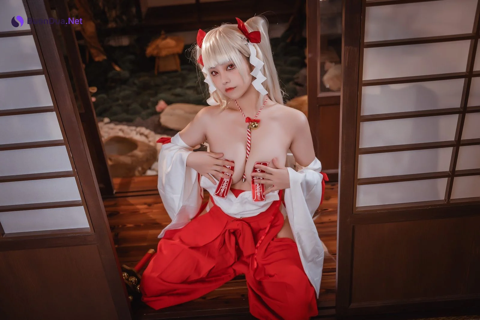 蜜汁猫裘 Cosplay 可畏巫女 - Photo 14