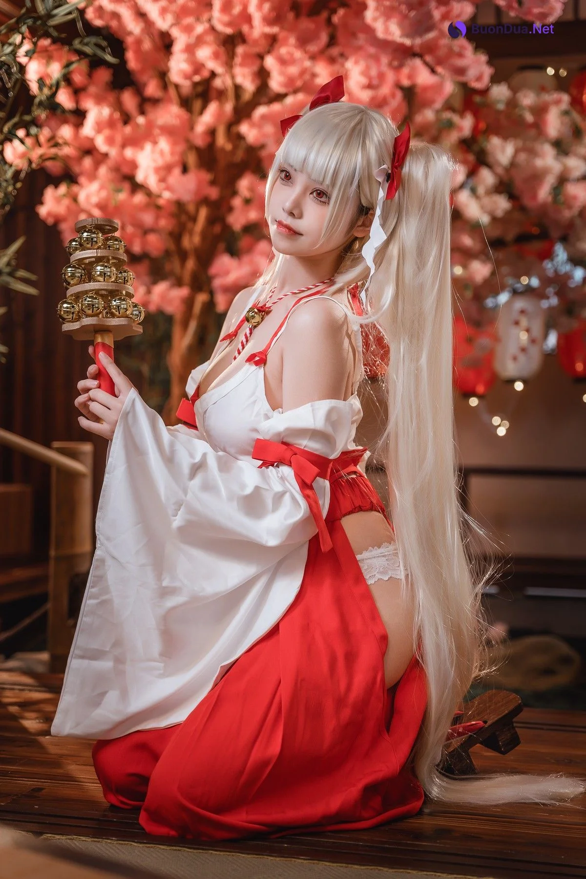 蜜汁猫裘 Cosplay 可畏巫女 - Photo 4