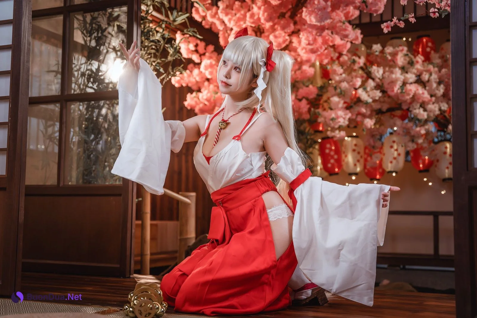 蜜汁猫裘 Cosplay 可畏巫女 - Photo 7