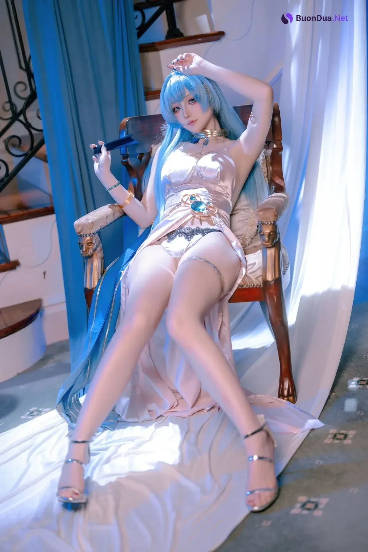 Cosplay 屿鱼 – 胜利女神 妮姬 海伦 礼服 - Photo 17