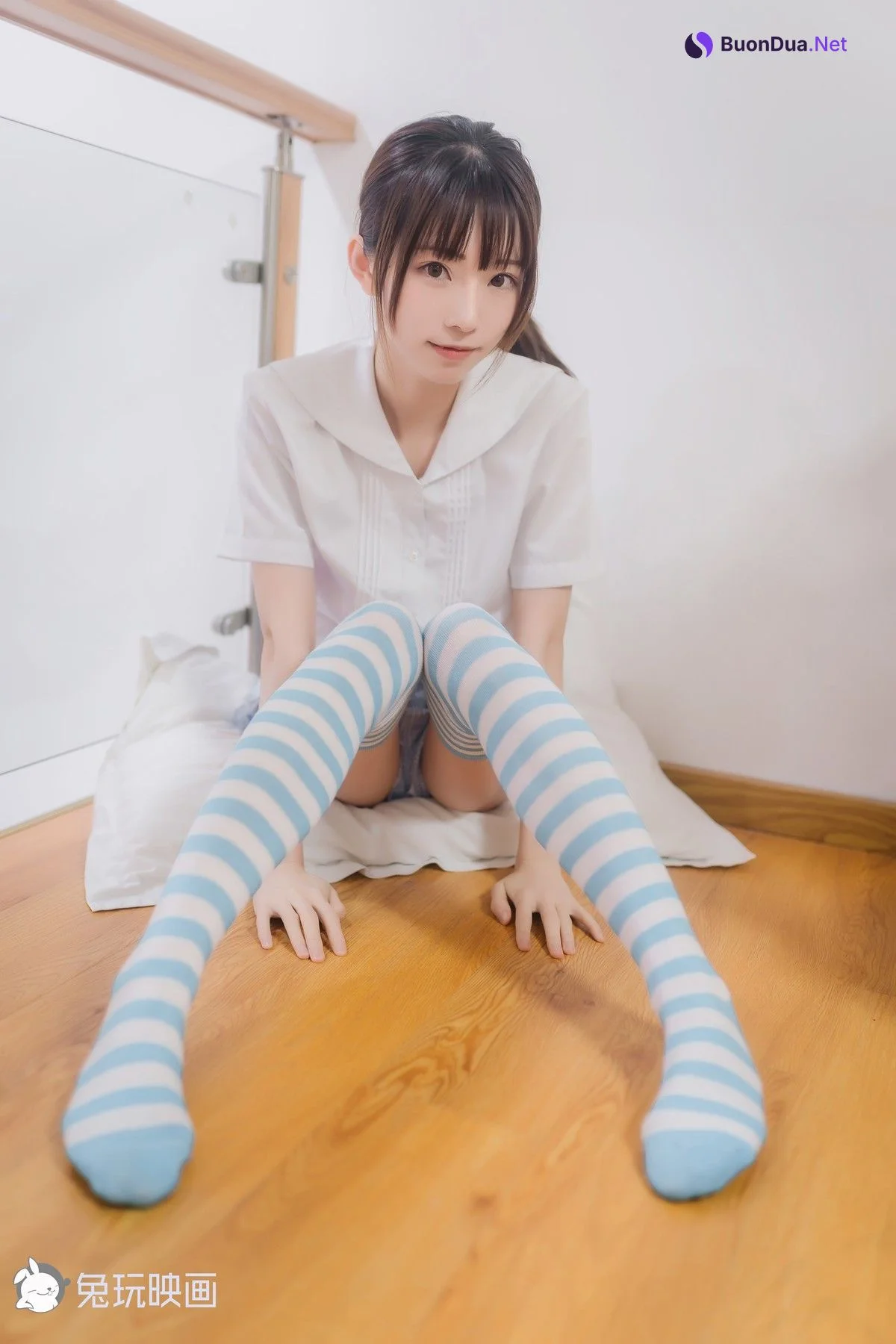 Cosplay 兔玩映画 蓝白条纹袜 - Photo 9