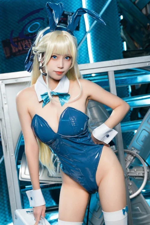 Cosplay 三無人型 – 蔚蓝档案 飞鸟马时兔女郎