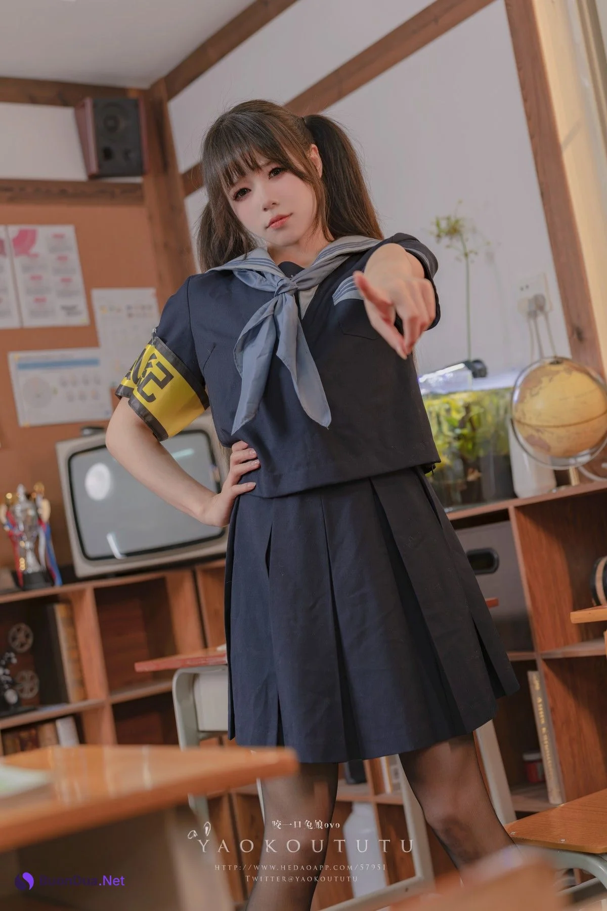 Cosplay 黏黏团子兔 六月订阅『学生会长竞选中』脸红的思春期 - Photo 8