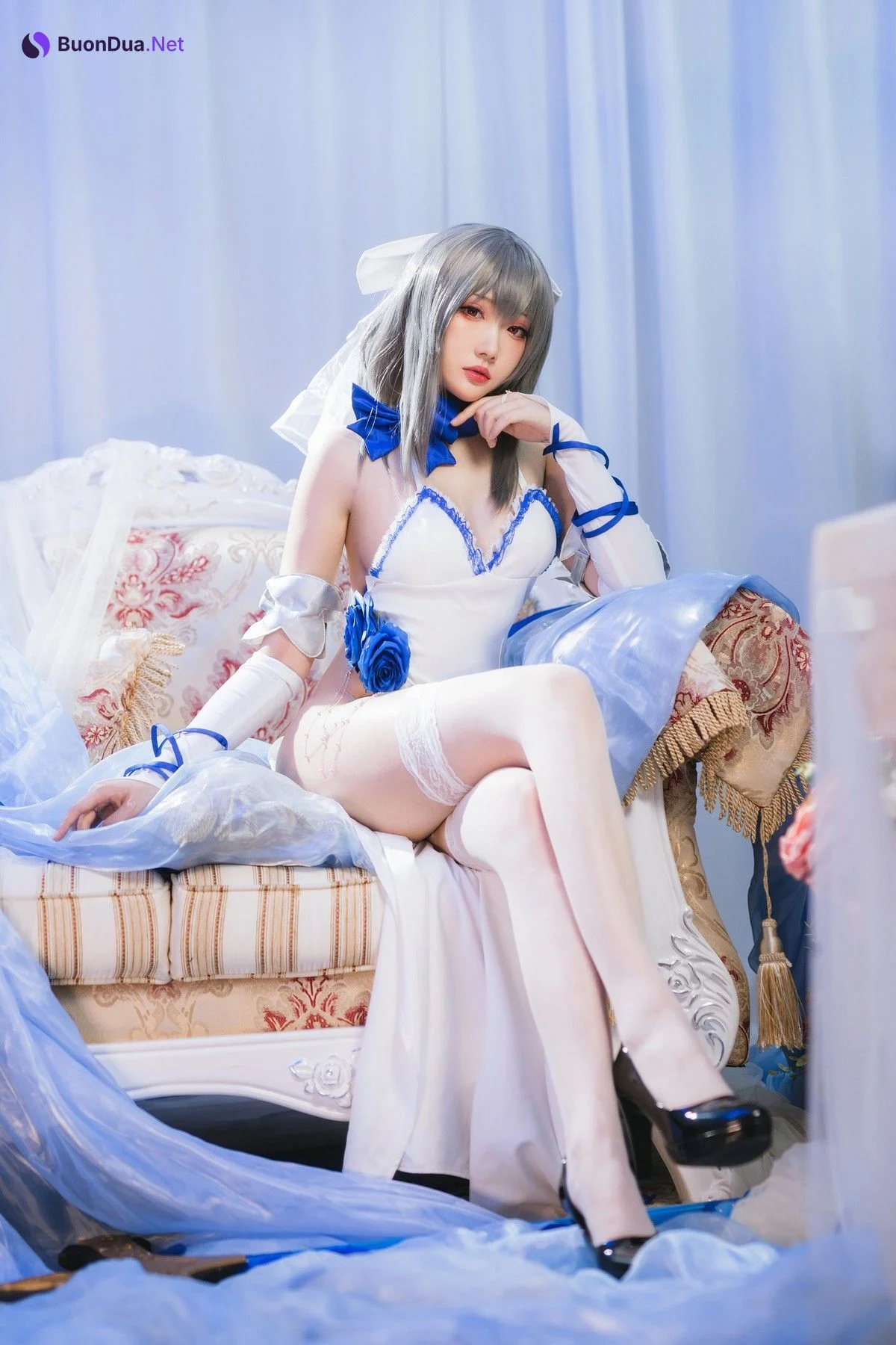 瓜希酱 Cosplay 路易九世礼服 - Photo 3