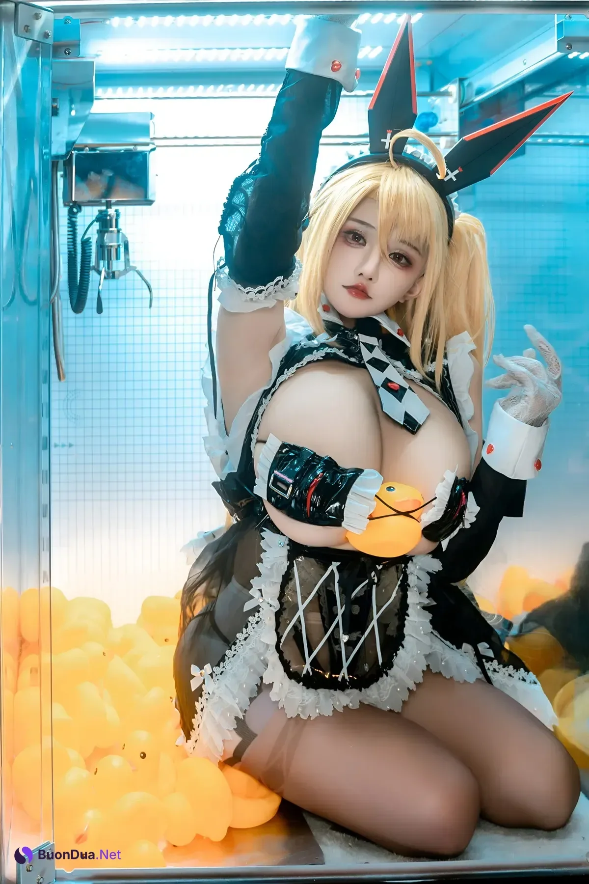 Cosplay 虎牙古阿扎 – 交错战线 咎瓦尤斯女仆 - Photo 20