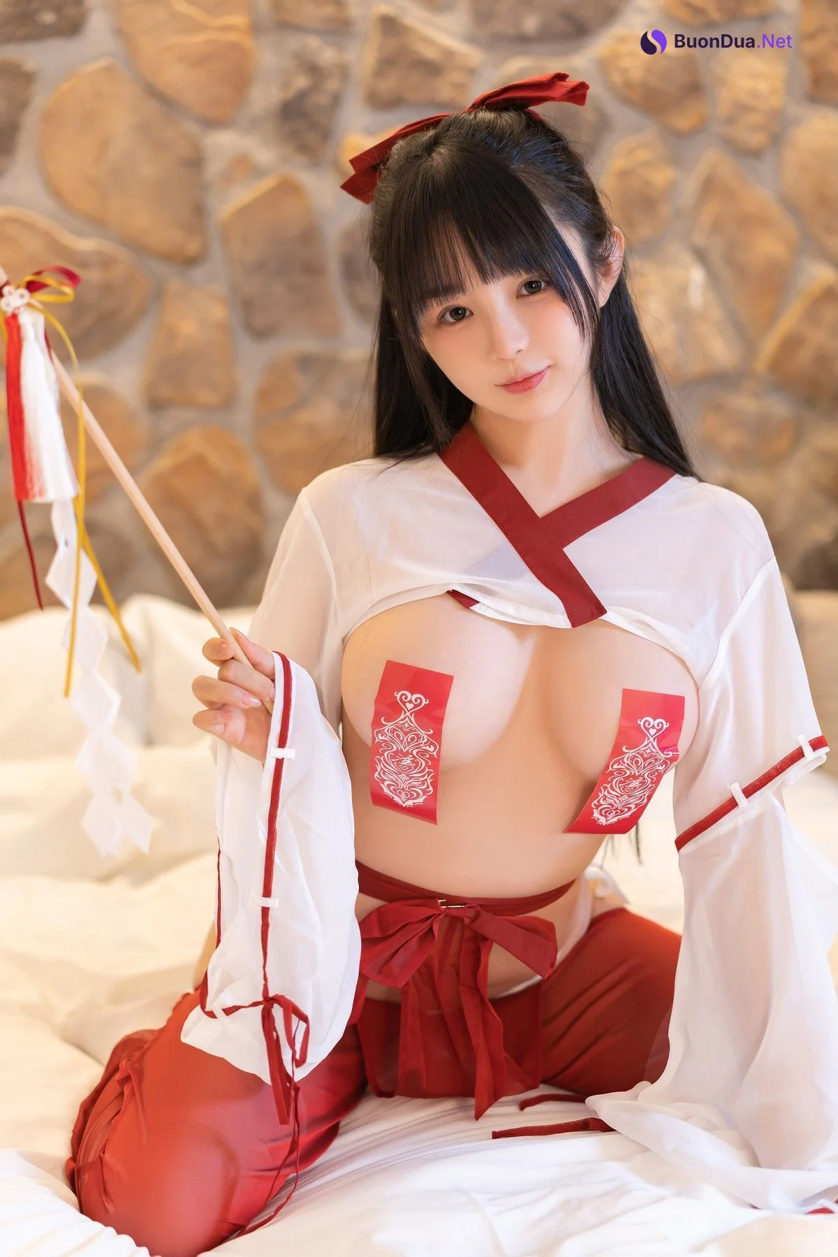 Cosplay 桜井宁宁 巫女 - Photo 13