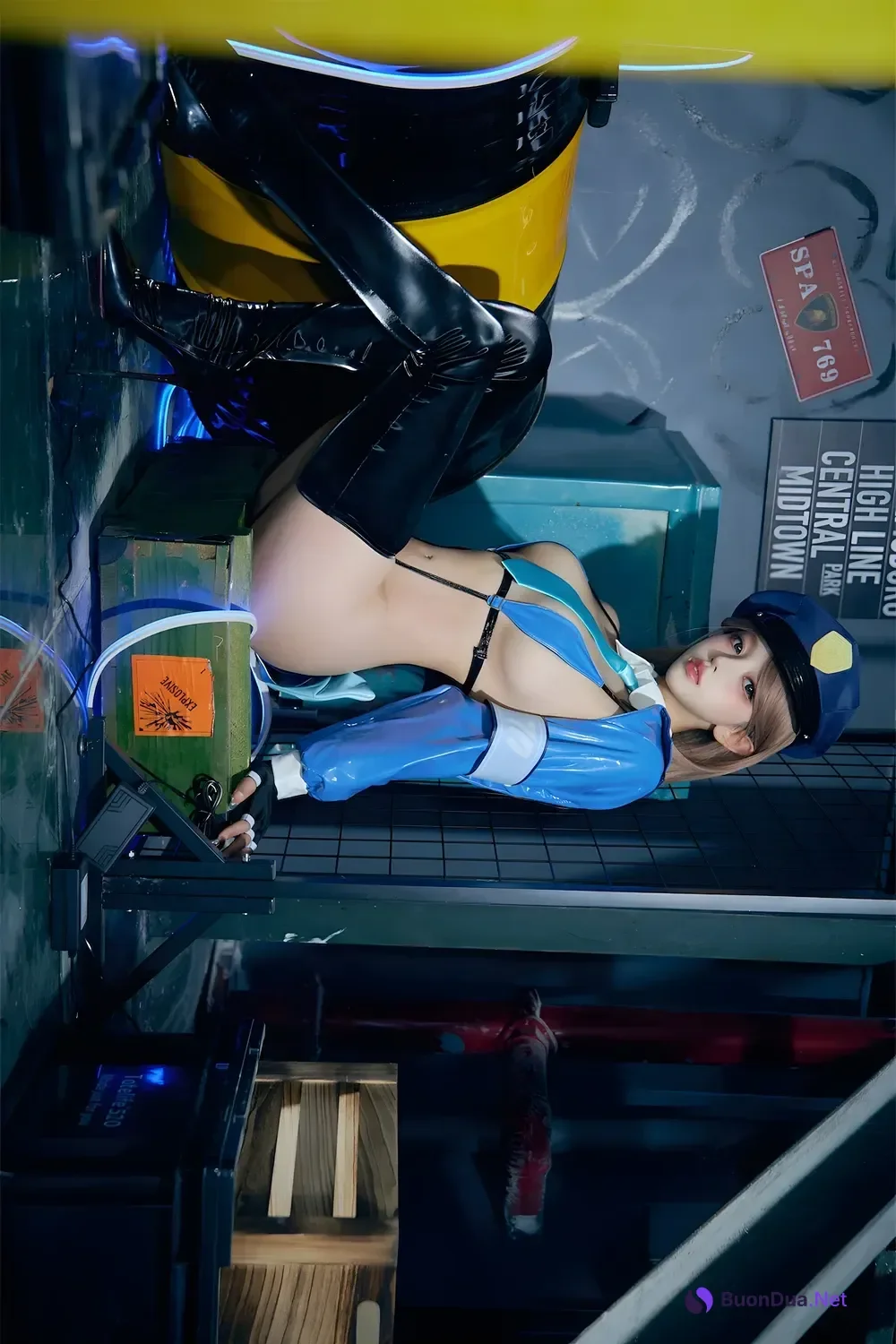 Cosplay 过期米线线喵 – 女警 - Photo 8