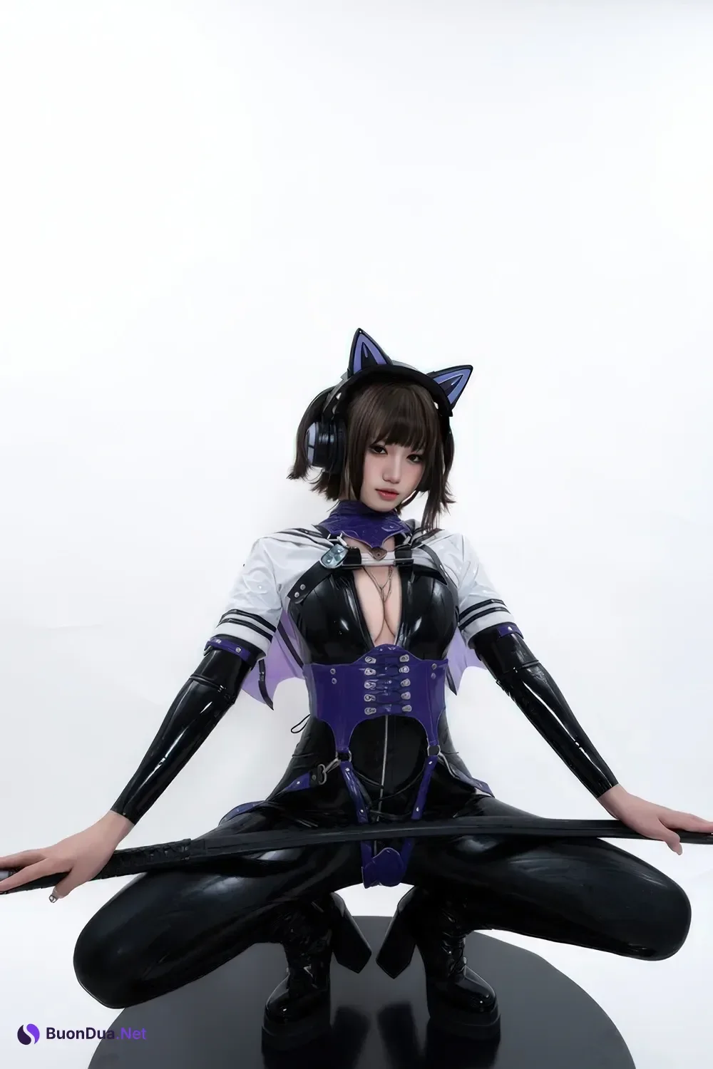 Cosplay 柒柒要乖哦 – 猎狼女 - Photo 2