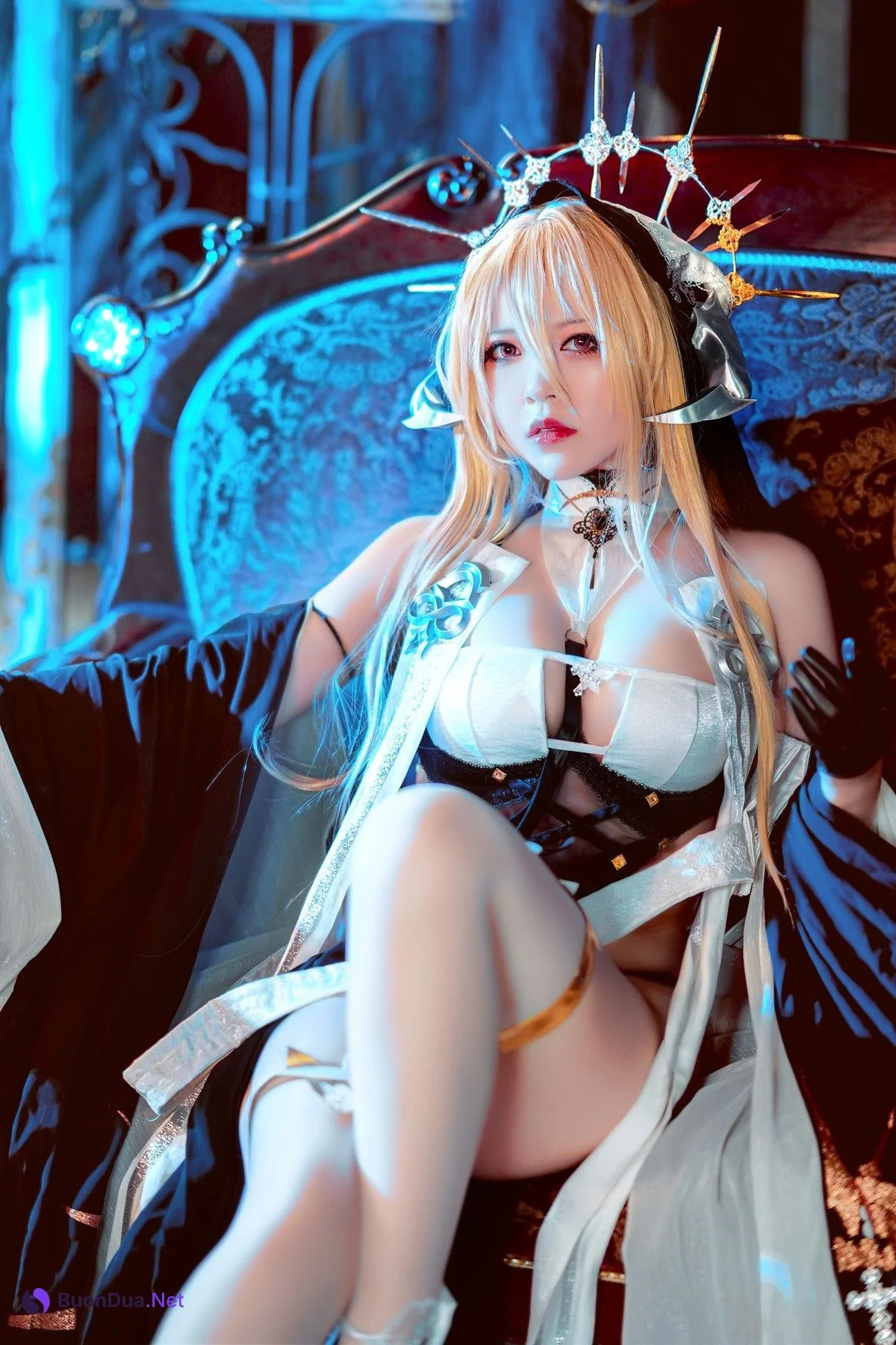 Cosplay 半半子Banbanko インプラカブル 修道女 - Photo 3