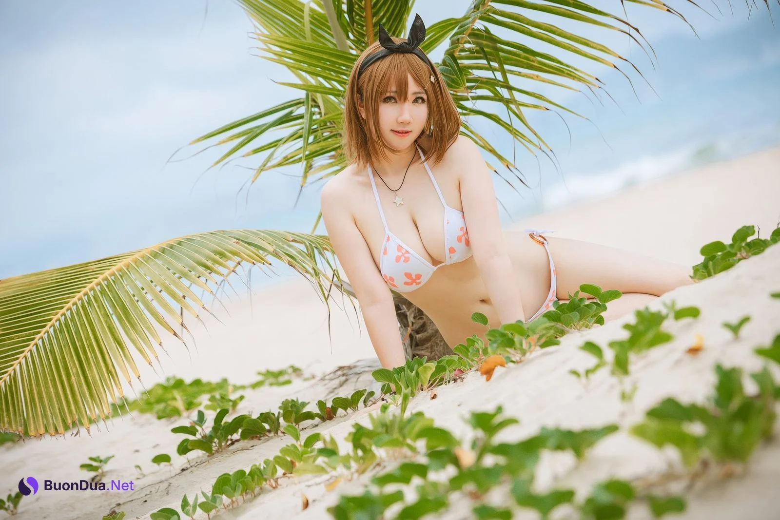 是本末末 Cosplay 莱莎泳装 - Photo 17