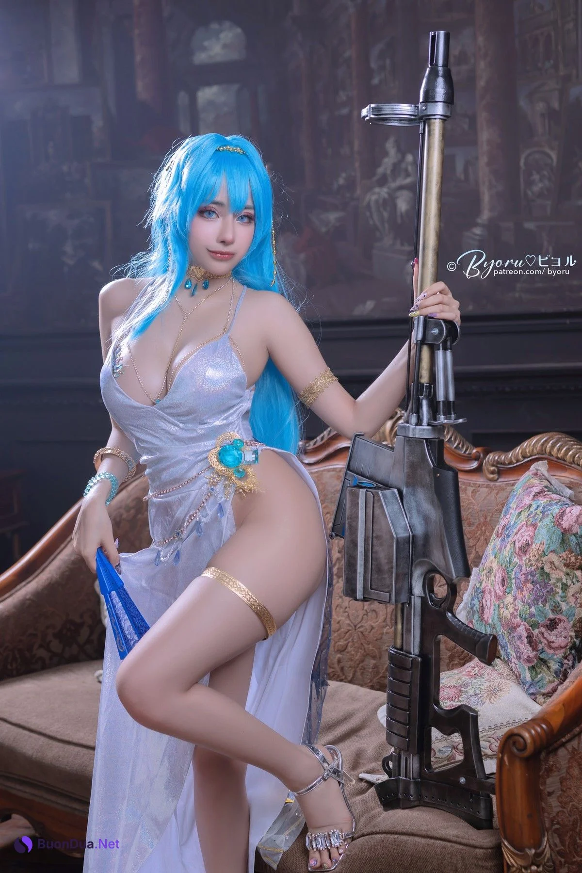 Cosplay 萝莉Byoru Helm NIKKE - 사진 2