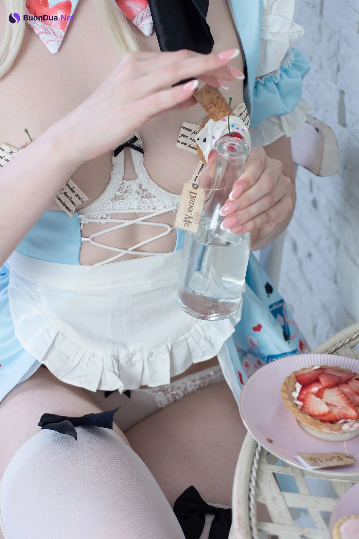 Cosplay Candy_Ball Alice in Easterland - Photo 17