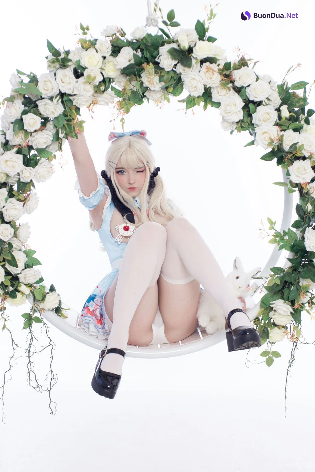 Cosplay Candy_Ball Alice in Easterland - Photo 8