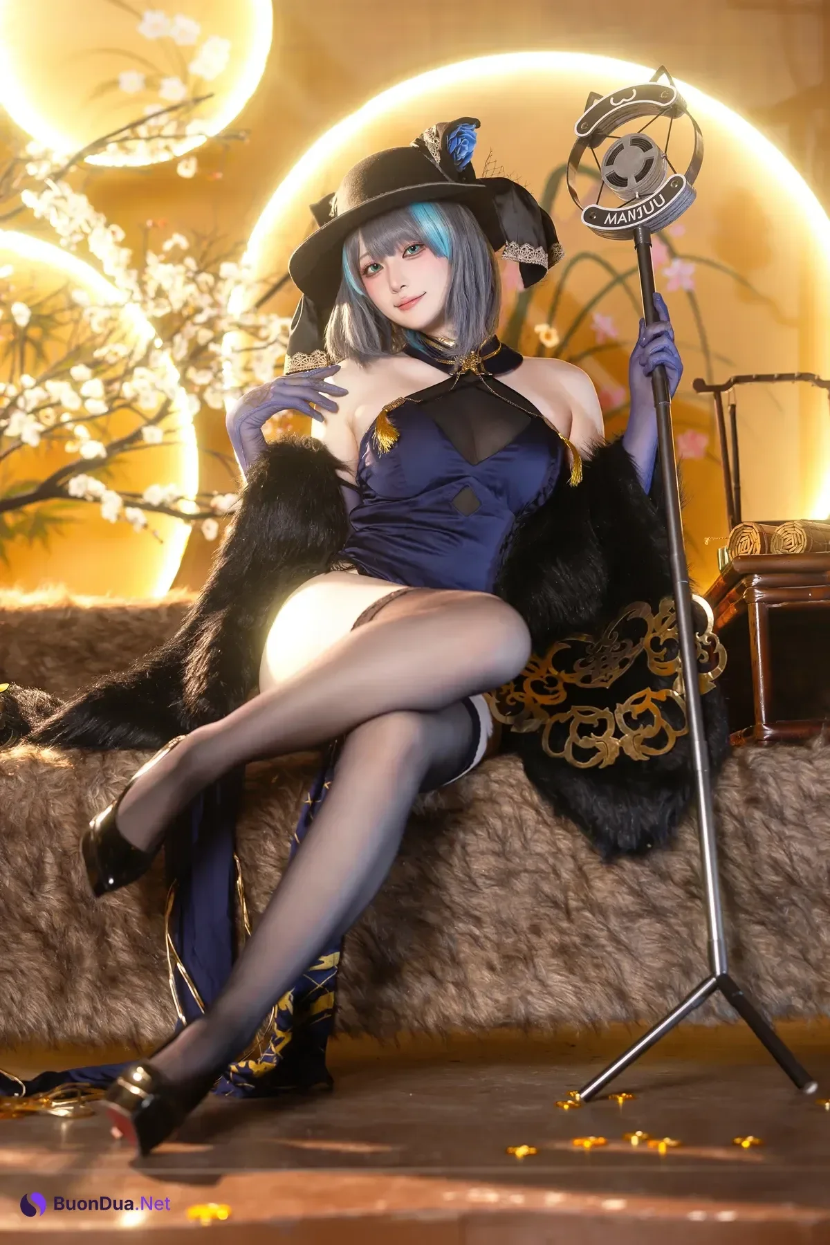 Cosplay 屿鱼 – 金装猫猫头 - Photo 2