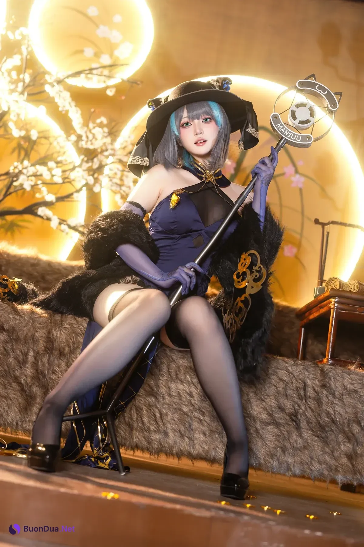 Cosplay 屿鱼 – 金装猫猫头 - Photo 3