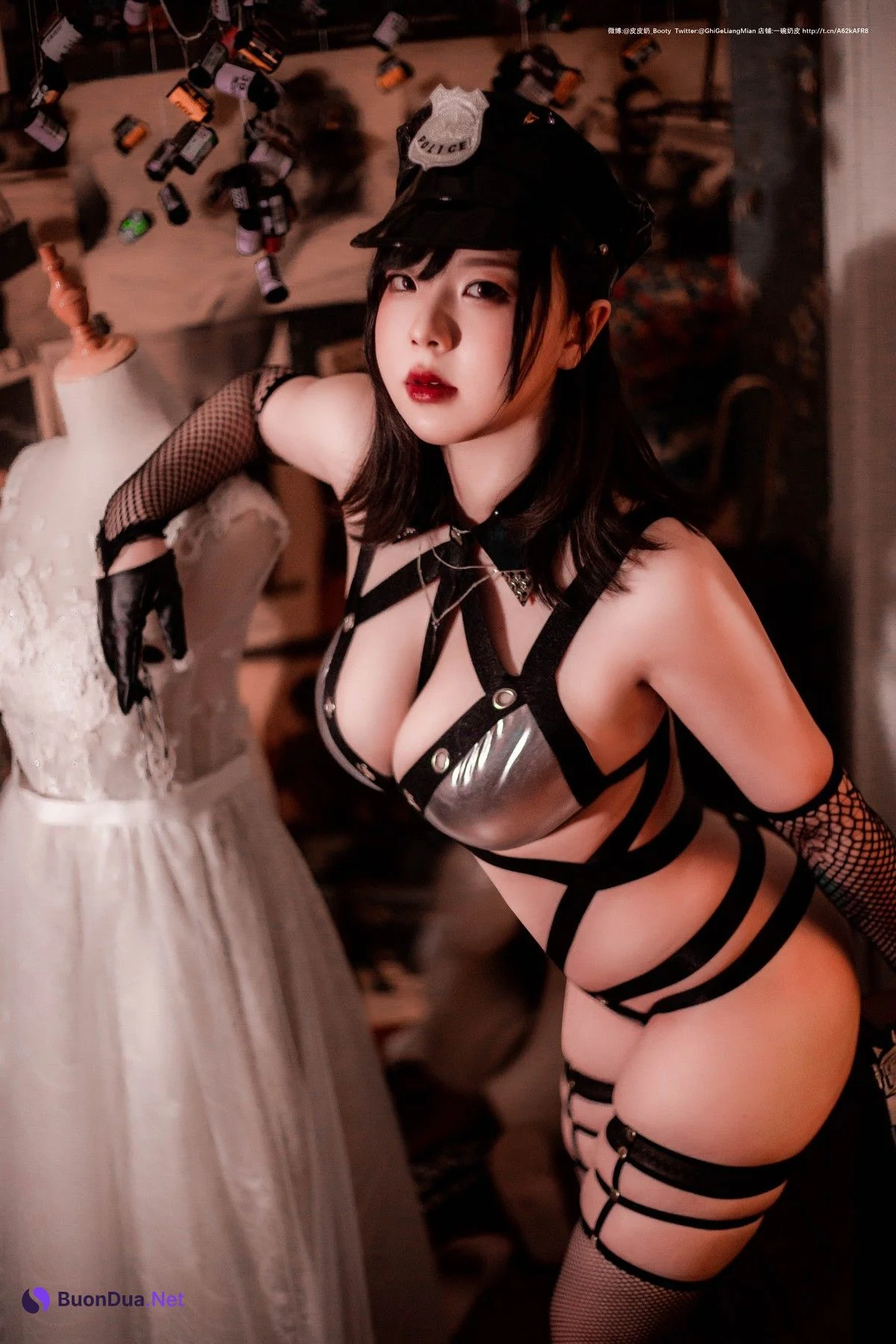 Cosplay 皮皮奶可可爱了啦 银色女警 - Photo 2