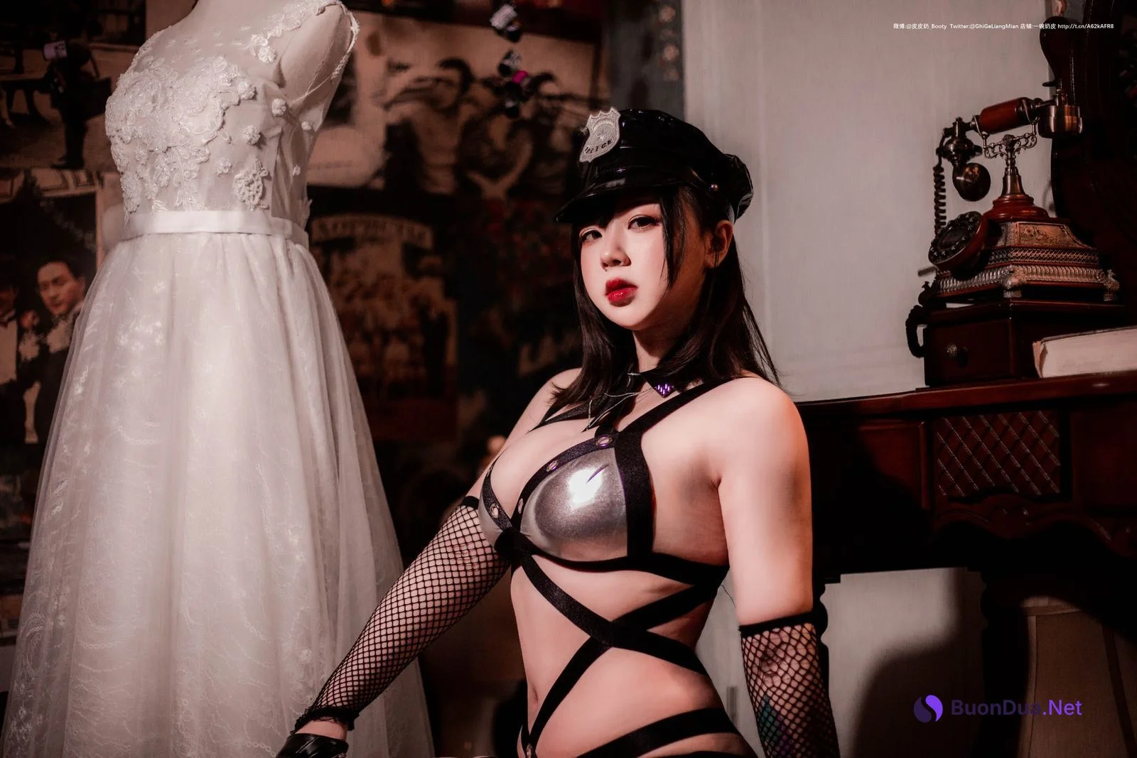 Cosplay 皮皮奶可可爱了啦 银色女警 - Photo 5