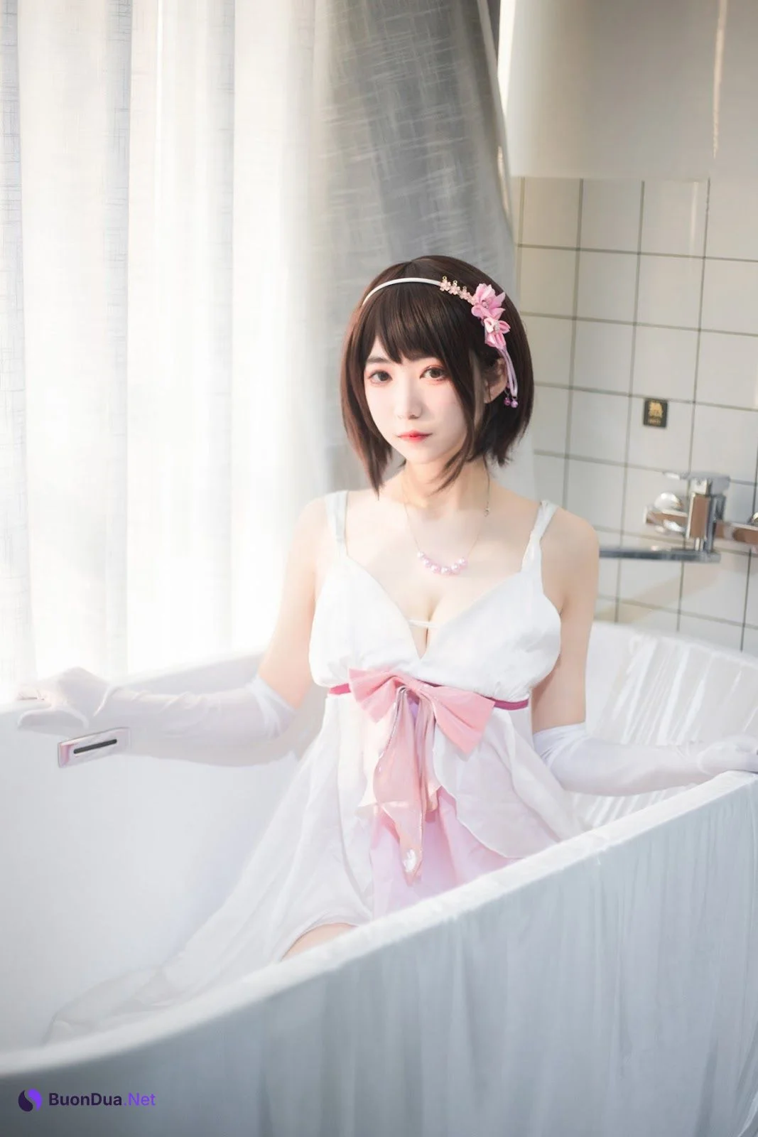 Cosplay 宮本桜 加藤惠浴室 - Photo 2