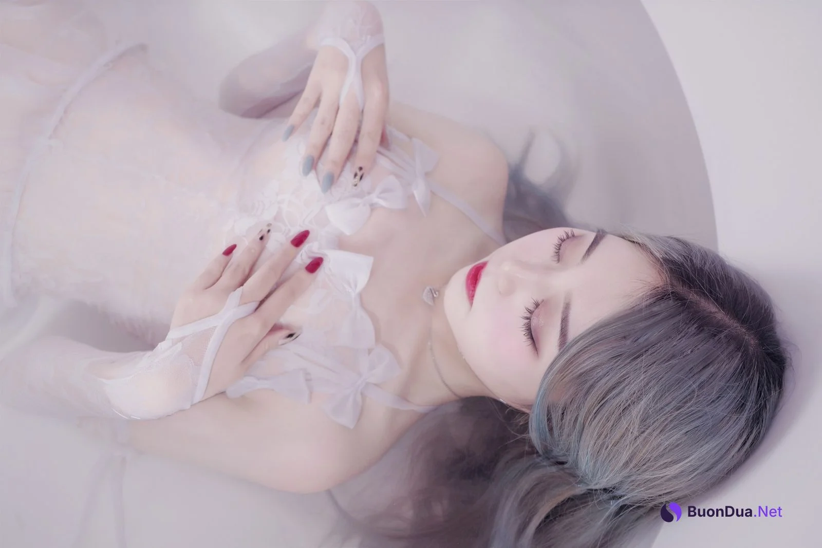 Cosplay eloise软软 入水蕾丝 - Photo 17