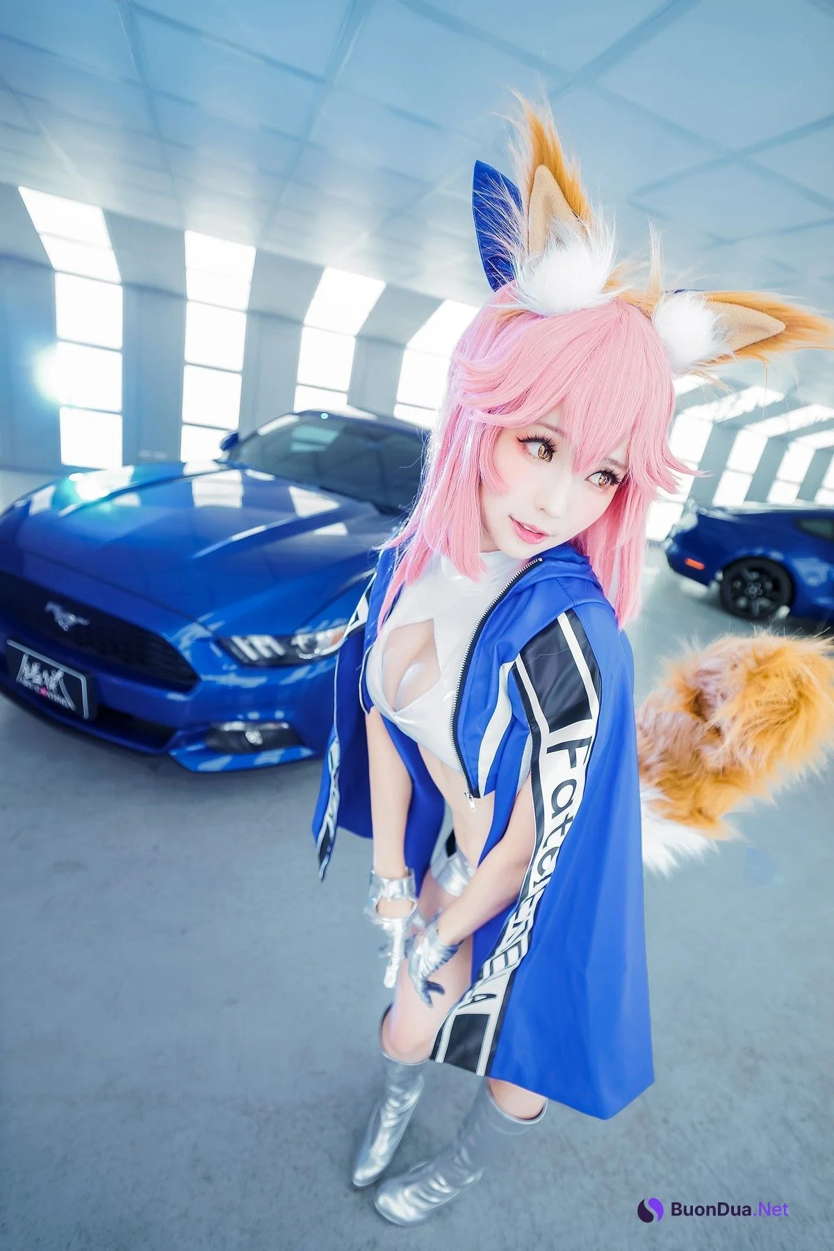 Cosplay ElyEE子 玉藻前赛车 - Photo 2