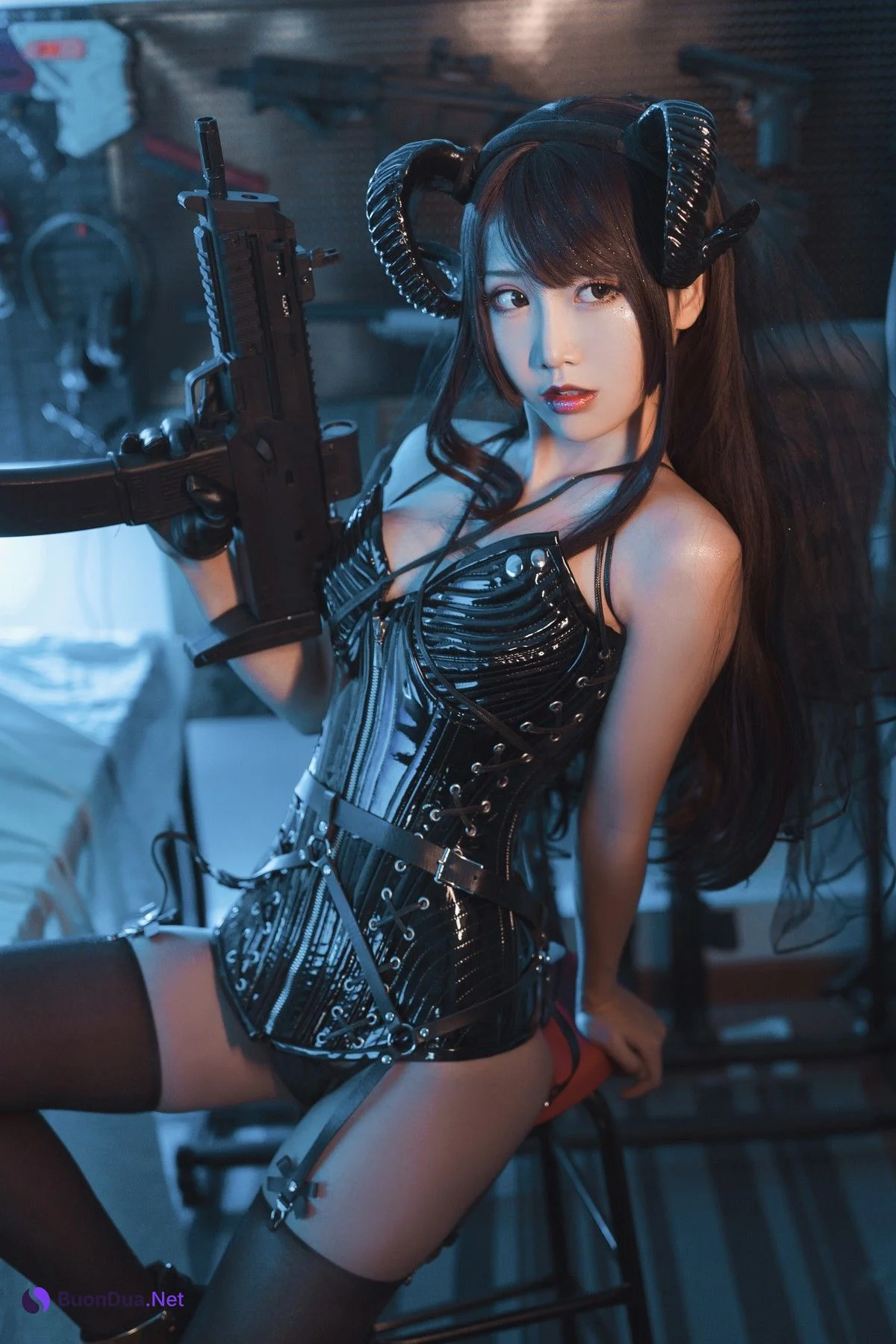 Cosplay 面饼仙儿 束腰魅魔 - Photo 2
