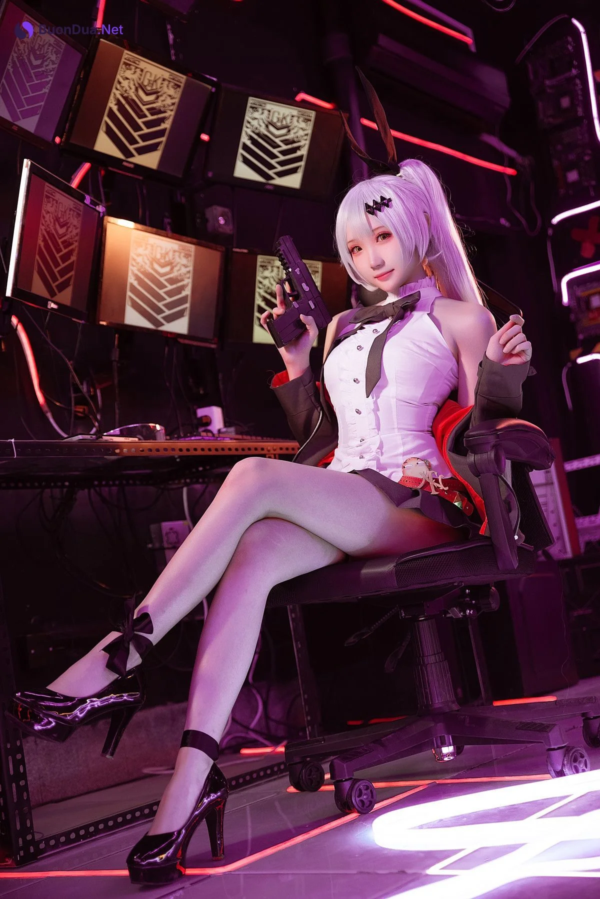 Cosplay 瓜希酱 少女前线 FN-57 Five-seveN - Photo 2