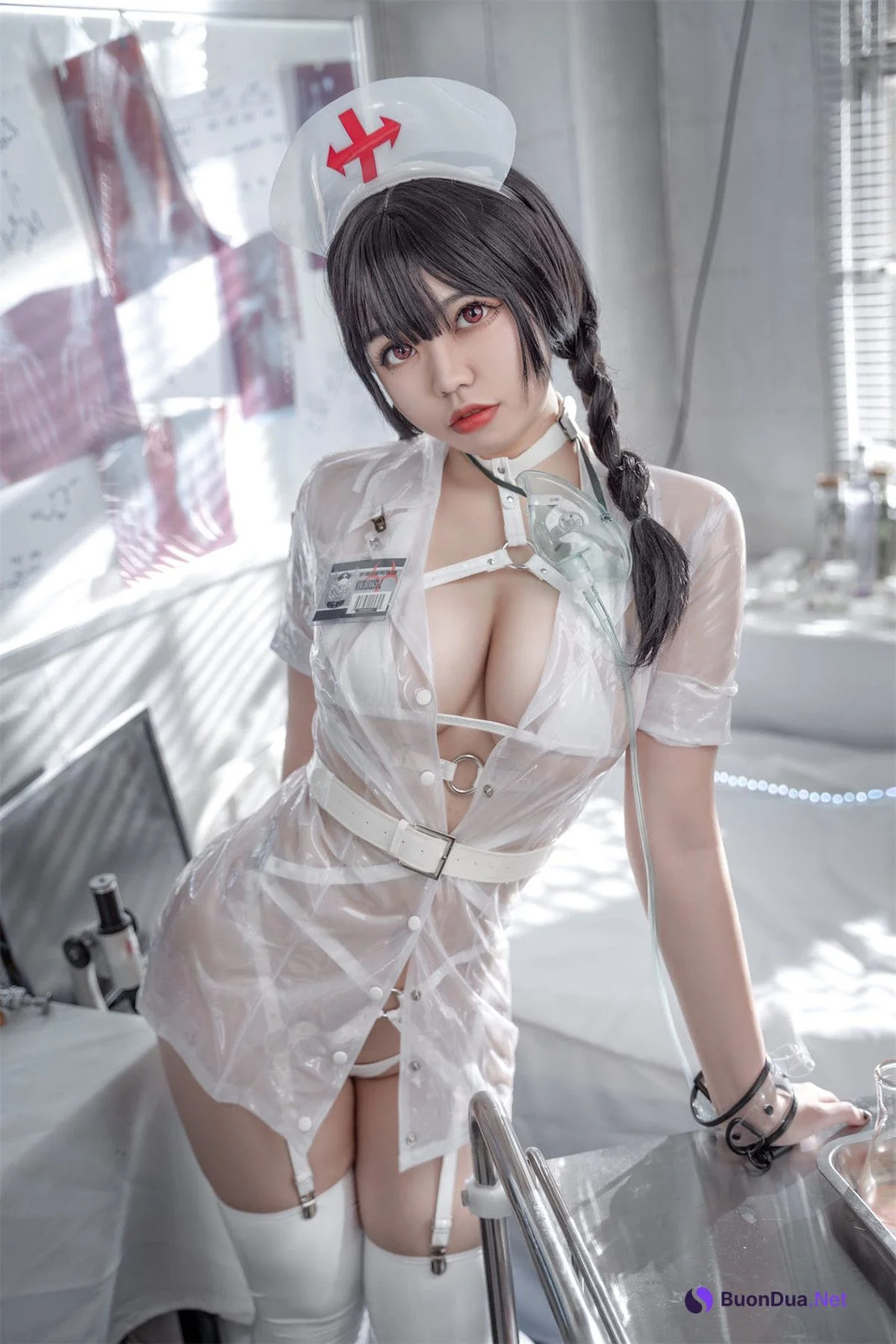 Cosplay 啊日日 Ganlory 未来白色护士 - Photo 2