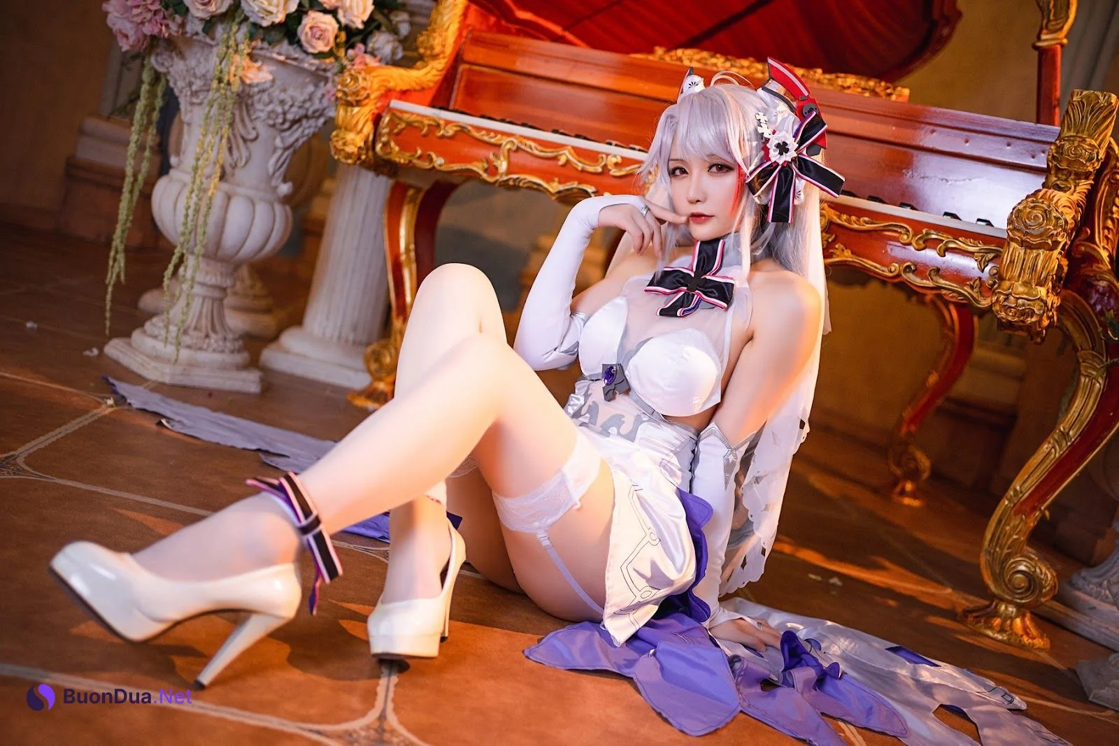 Cosplay 星之迟迟Hoshilily 秘密花园 欧根婚纱 - Photo 2