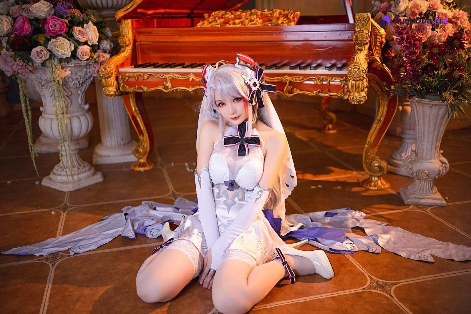Cosplay 星之迟迟Hoshilily 秘密花园 欧根婚纱 - Photo 4