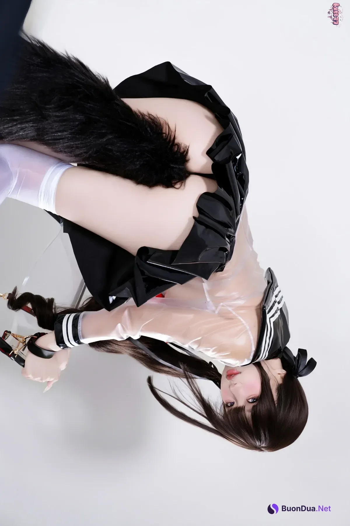 Cosplay 柒柒要乖哦 – 兽尾透明JK - Photo 17