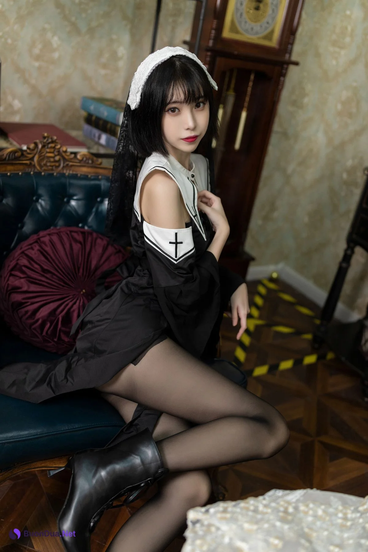 Cosplay 许岚LAN – 暗黑修女 - Photo 15