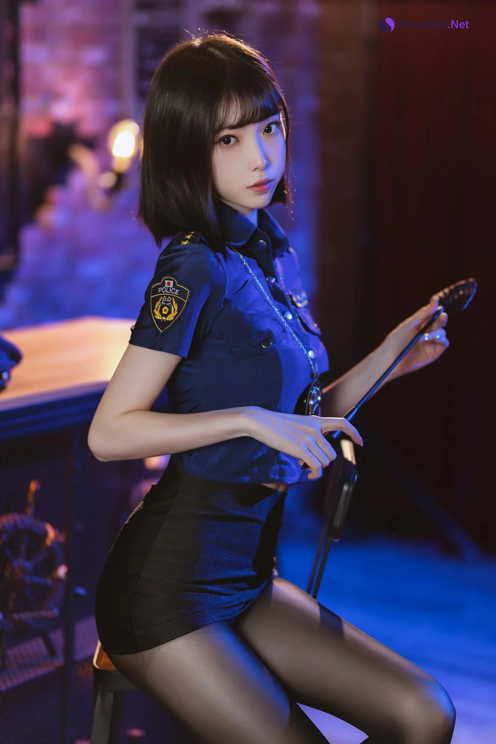 Cosplay 许岚LAN – 黑色丝袜女警 - 写真 12