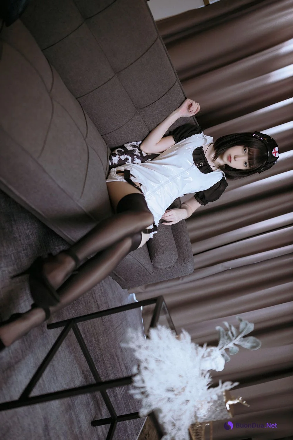 Cosplay 许岚LAN – 黑色丝袜护士 - Photo 14