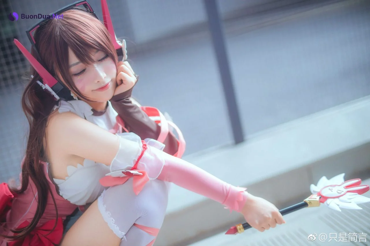只是简言 Cosplay Magica D.Va - Photo 2