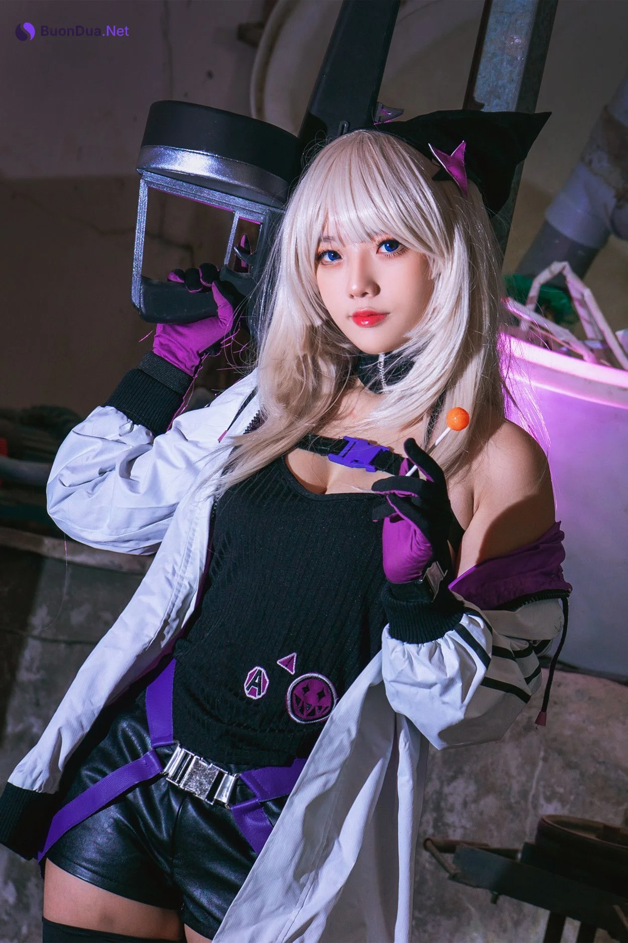 Cosplay Messie Huang AA-12 - Photo 8