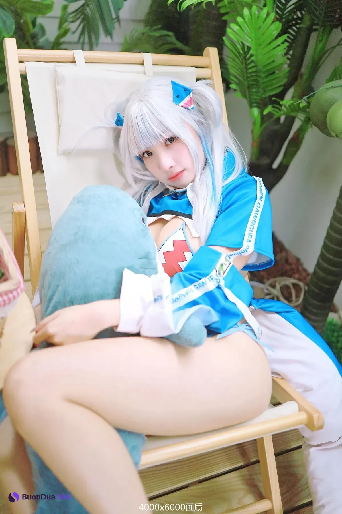 Cosplay 慕慕Momo – 鲨鱼制服 Gura - Photo 3