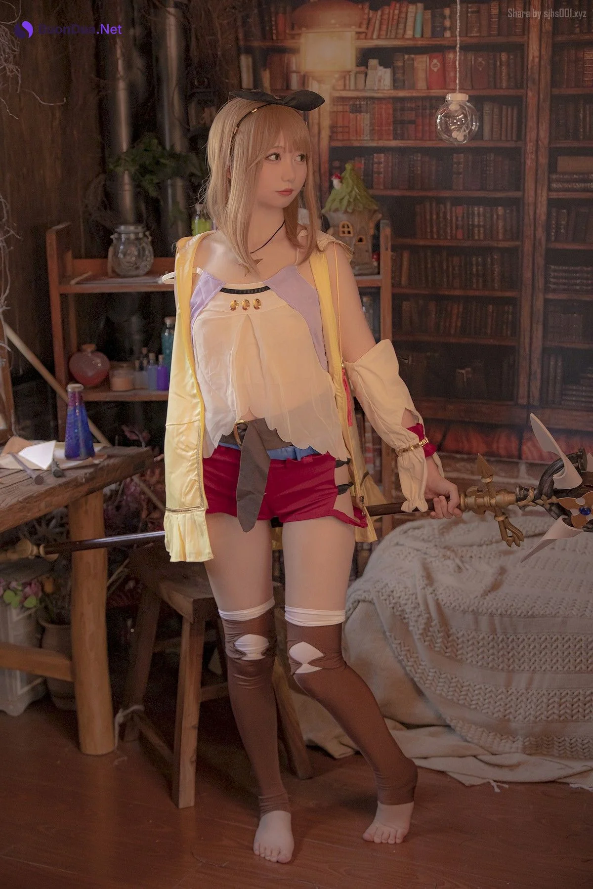Cosplay Nagisa魔物喵 莱莎的炼金工房 - Photo 3