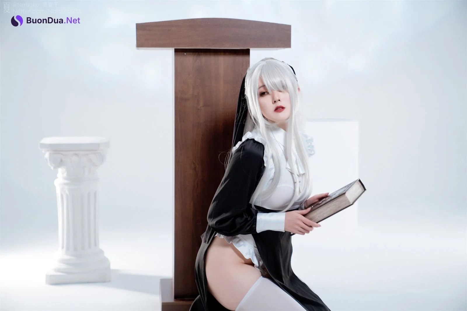 Cosplay Natsuko夏夏子 反差修女 - Photo 3