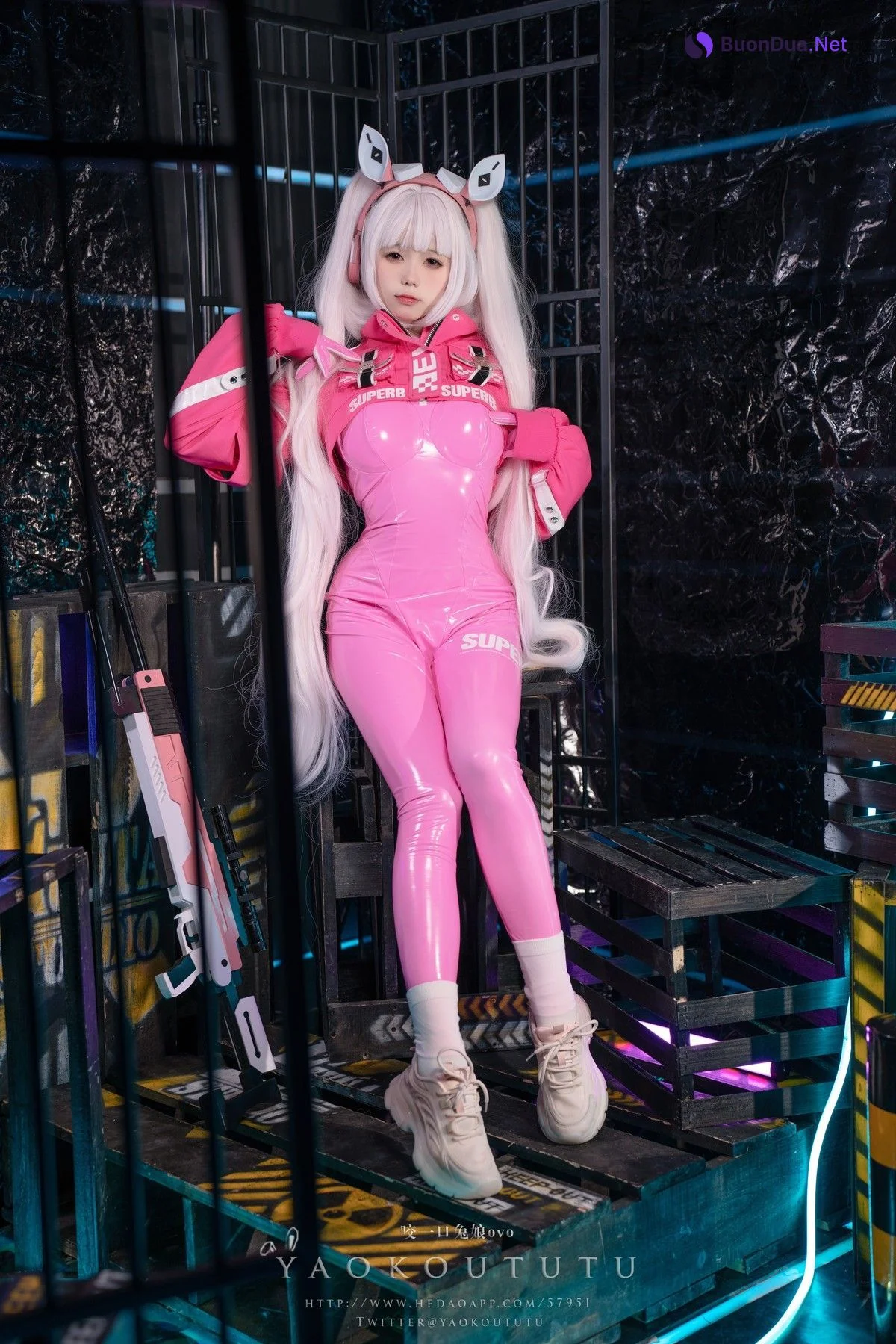Cosplay 黏黏团子兔 NIKKE：爱丽丝 - Photo 3