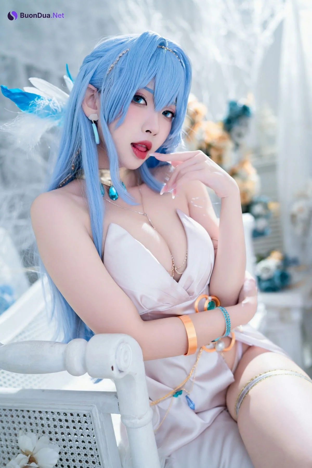 Cosplay 宮本桜 Nikke胜利女神 海伦娜礼服 - Photo 11