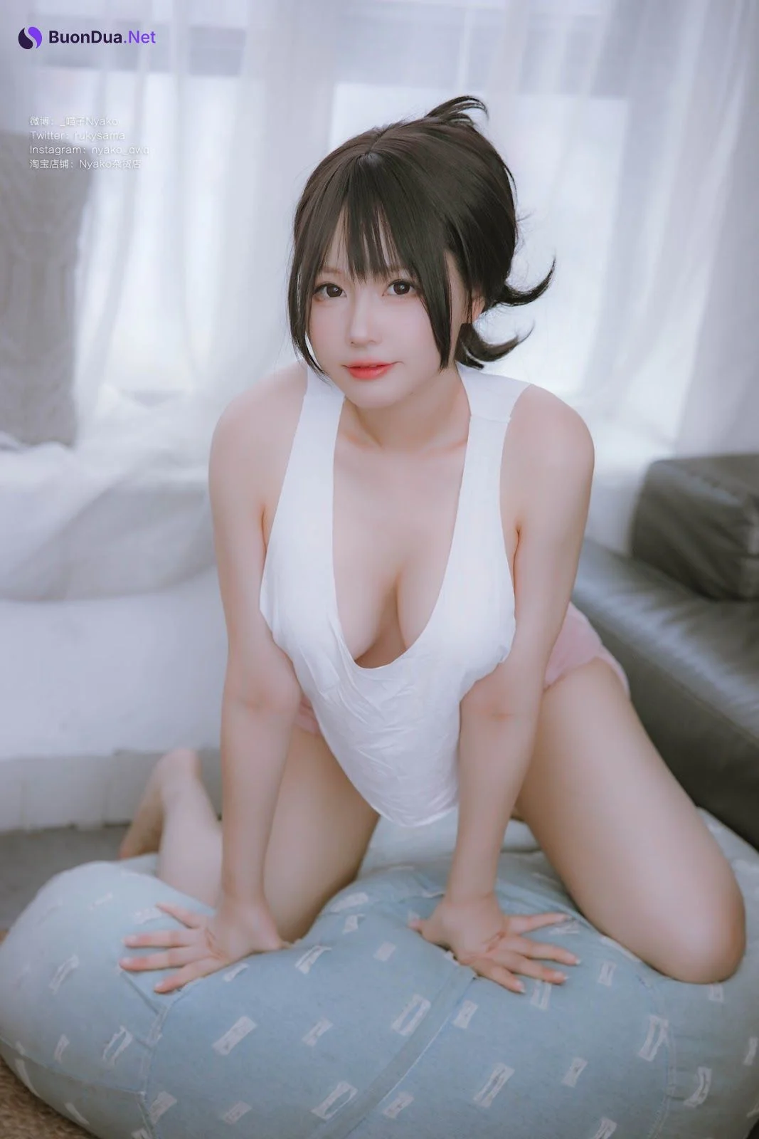 Cosplay Nyako喵子 隣のやばいお姉さん 背心 - Photo 11