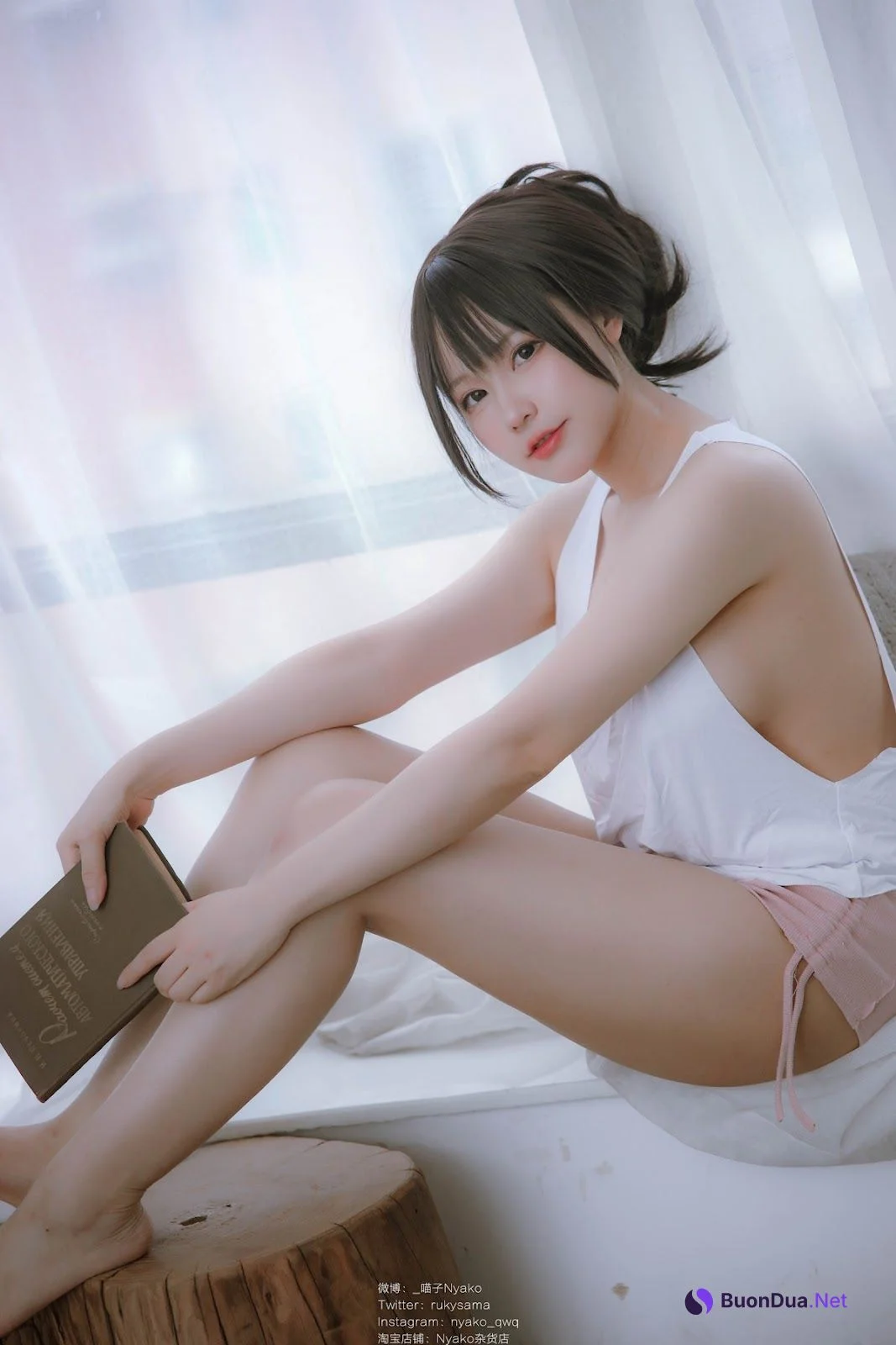 Cosplay Nyako喵子 隣のやばいお姉さん 背心 - Photo 3